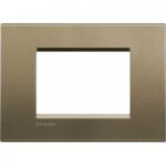 PLACCA BTICINO MARRONE 3 POSTI LNA4803SQ