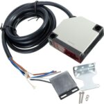 Interruttore Sensore Fotocellula Riflessione Fotoelettrica E3JK-R4M1